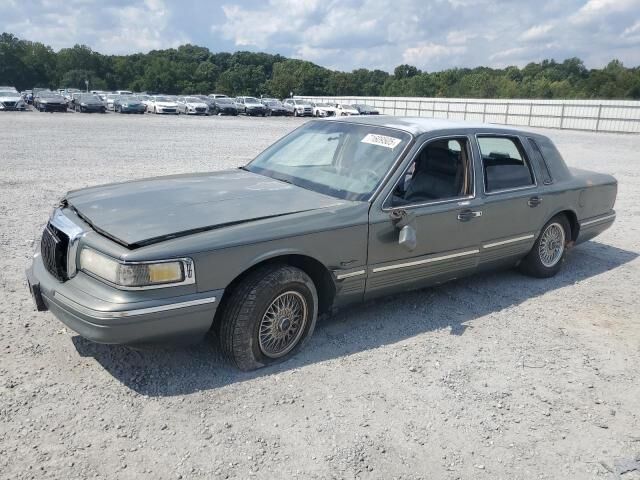 Lincoln Town Car