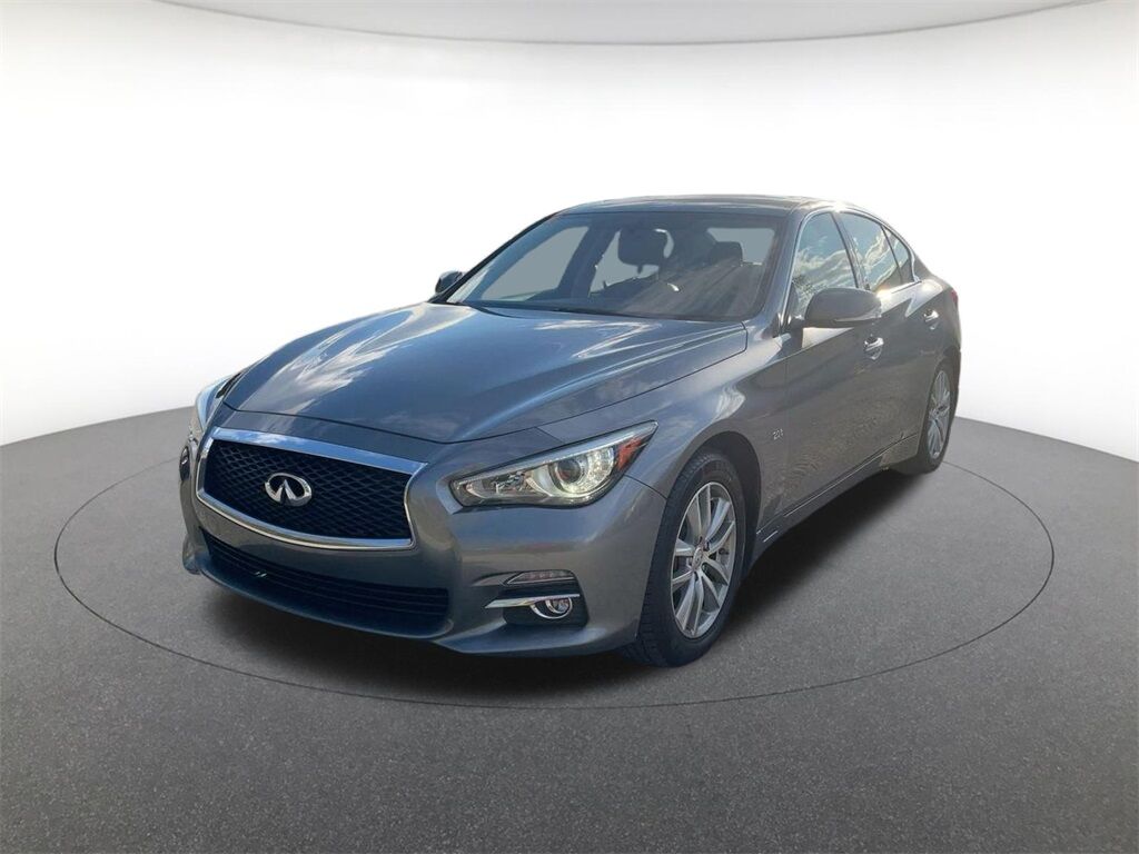 Infiniti Q50