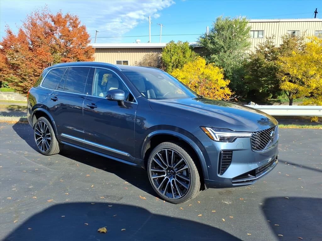 2026 VOLVO XC90