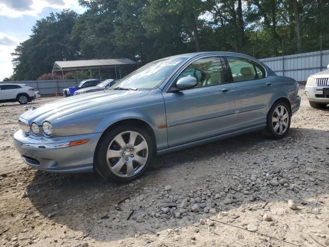 Jaguar X-Type