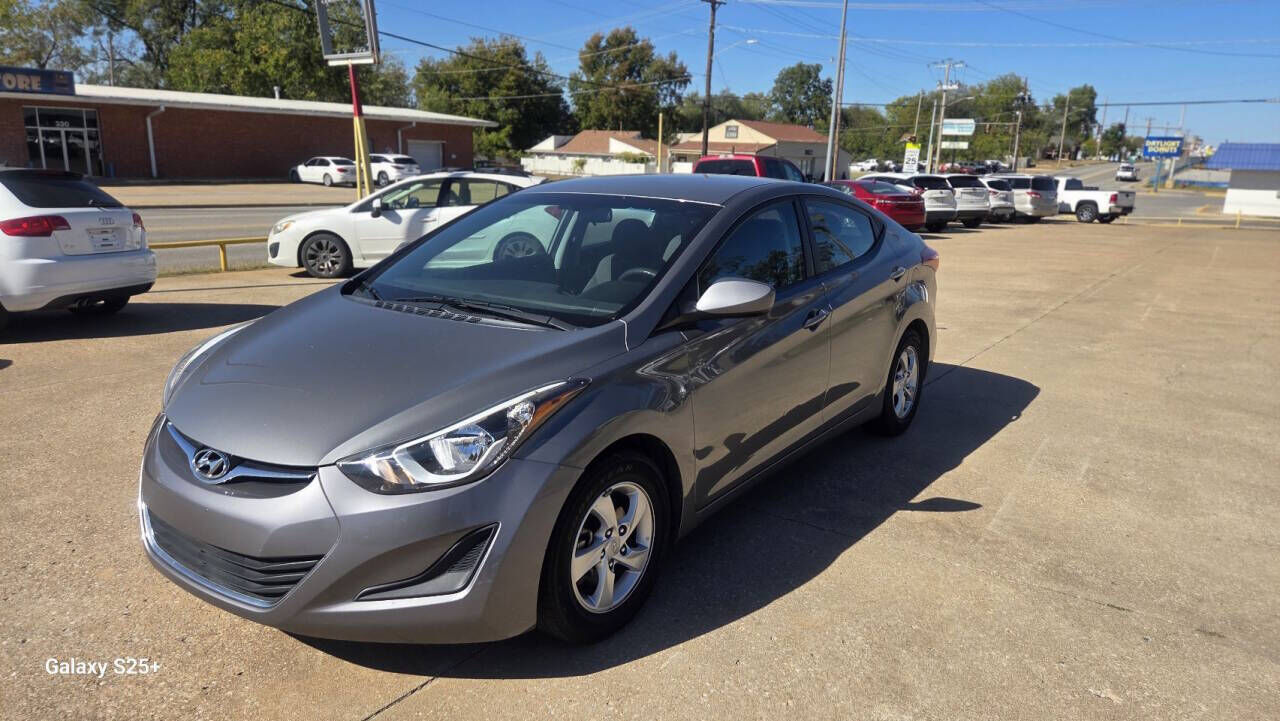 Hyundai Elantra