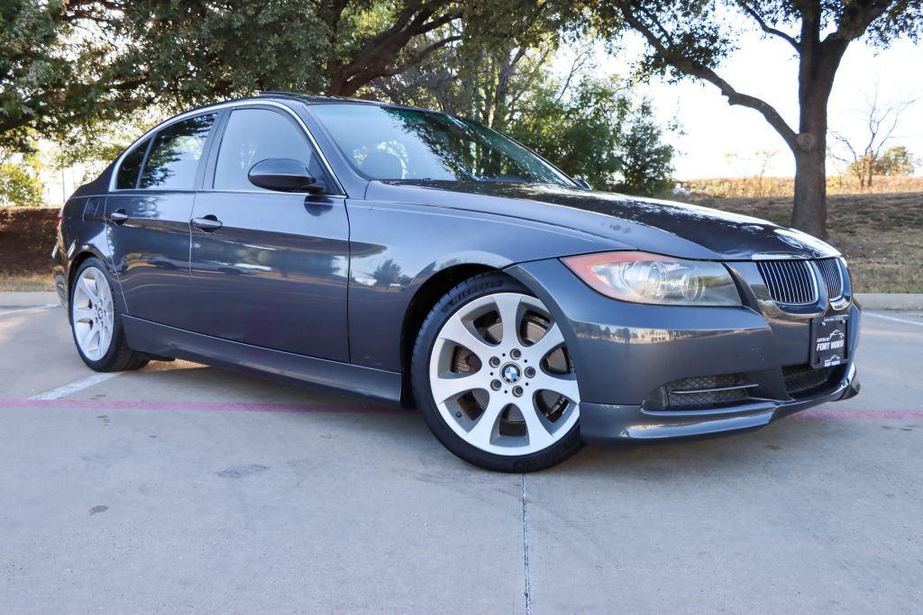 BMW 330i