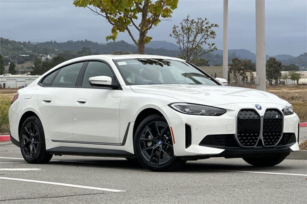 2023 BMW i4