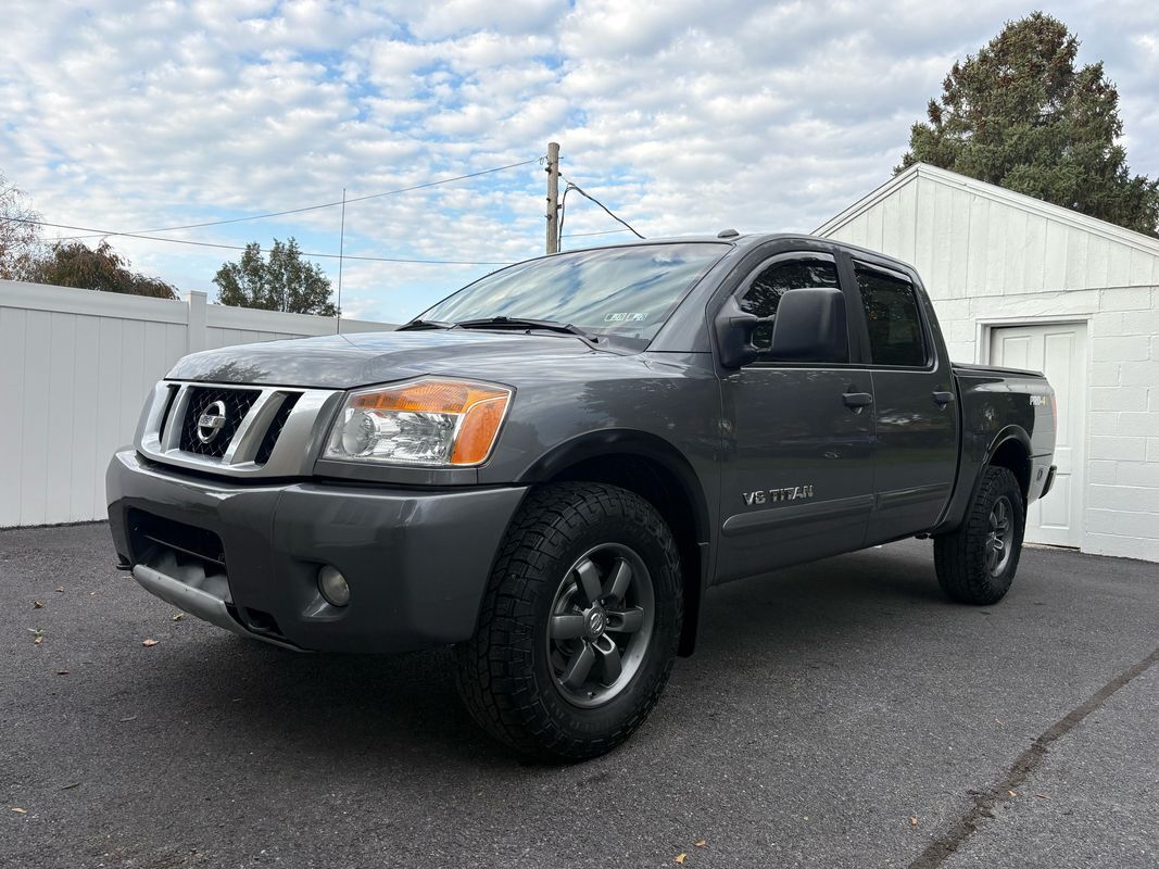 Nissan Titan