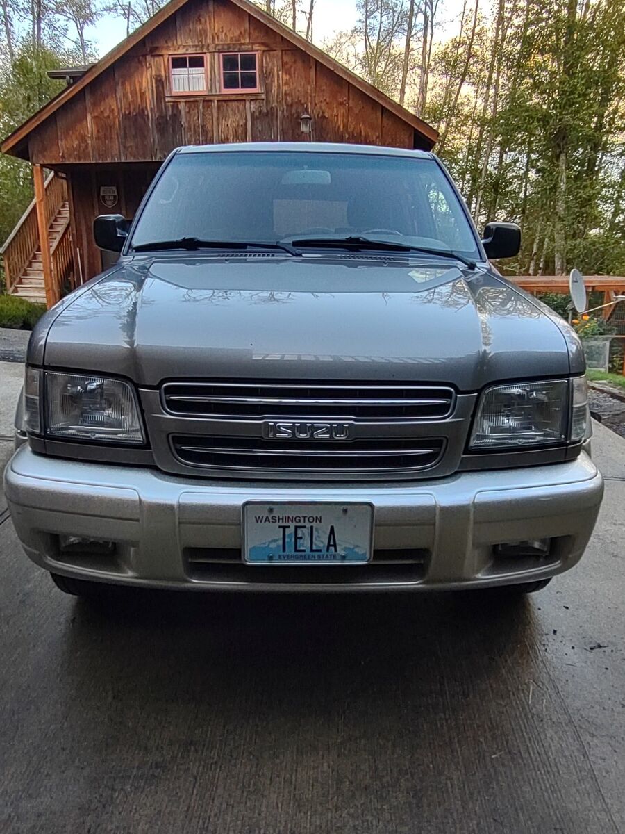 Isuzu Trooper