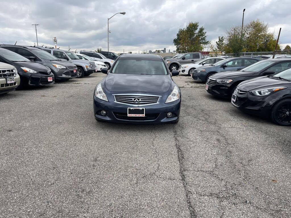Infiniti G37
