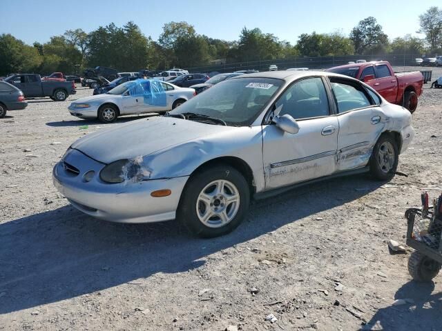 Ford Taurus