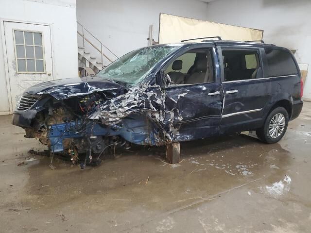 Chrysler Town and Country