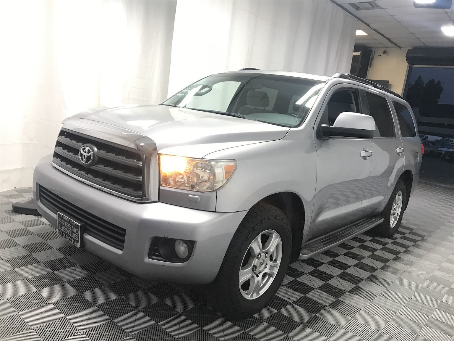 Toyota Sequoia