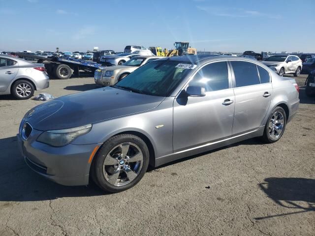 BMW 528i