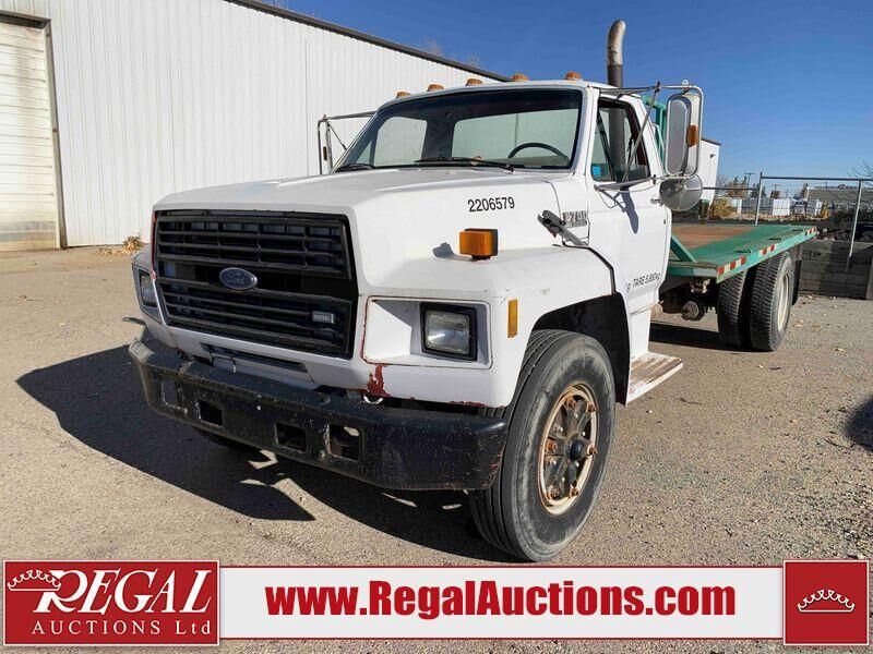 Ford F-700