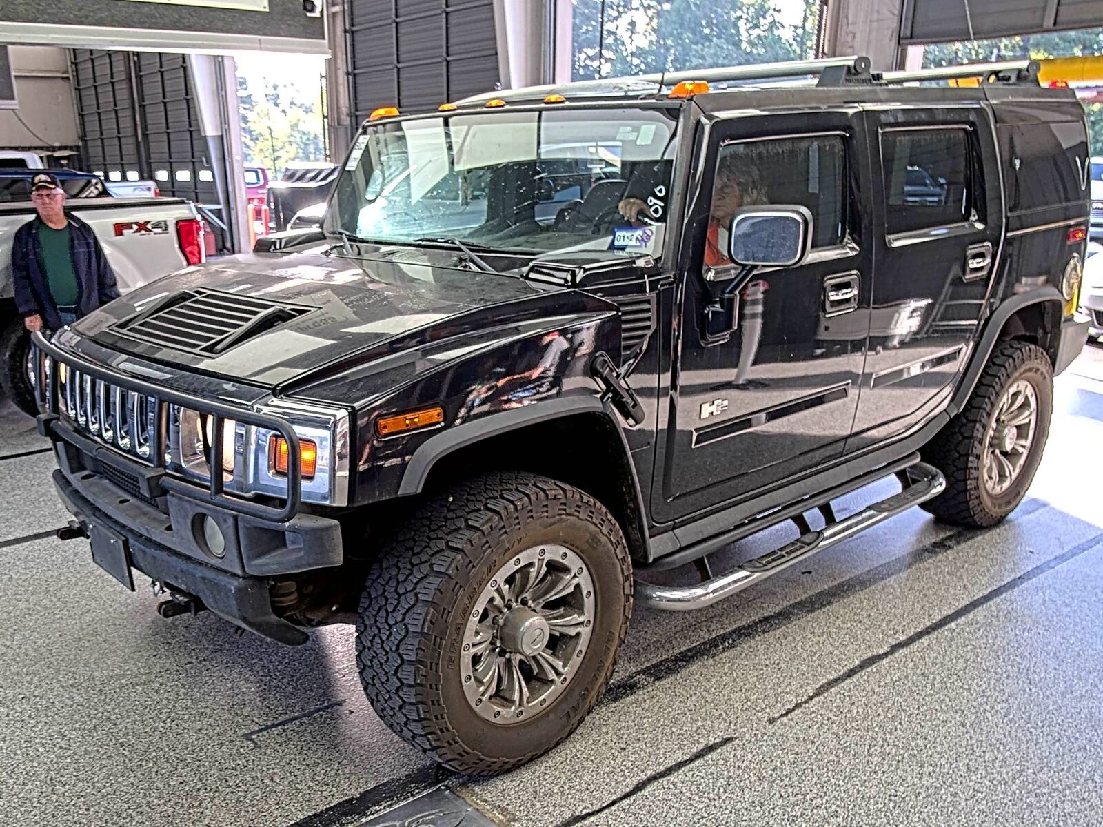 HUMMER H2