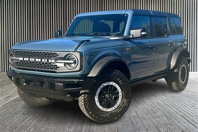 2025 FORD Bronco