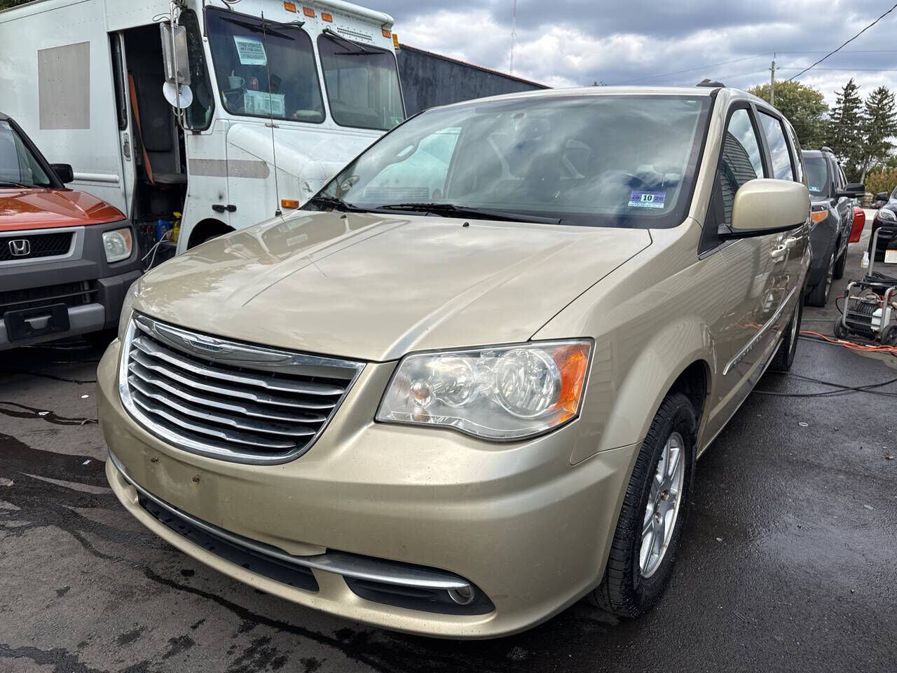 Chrysler Town and Country