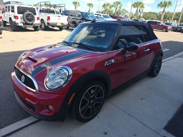 MINI Cooper Convertible