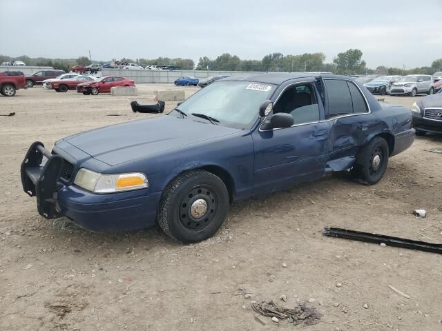 Ford Crown Victoria
