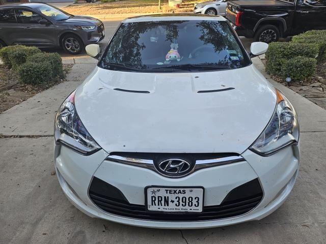 Hyundai Veloster