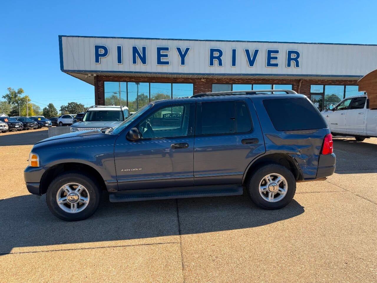 2004 FORD Explorer