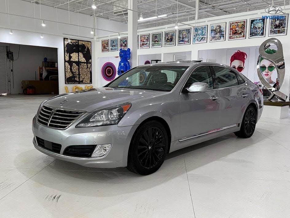 Hyundai Equus