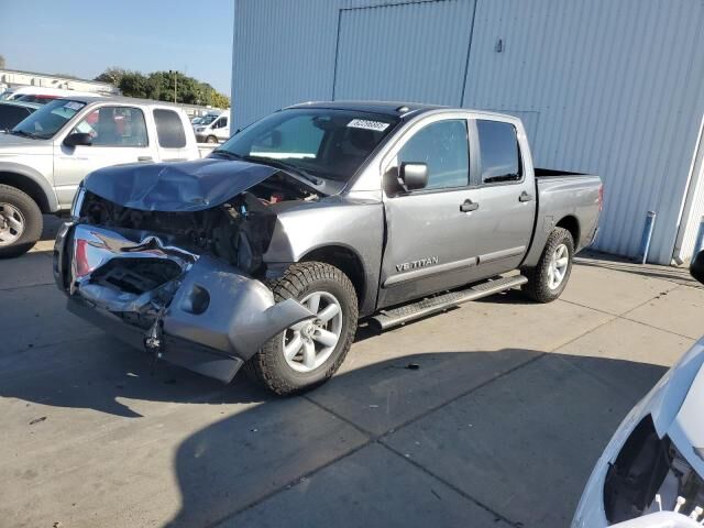 Nissan Titan