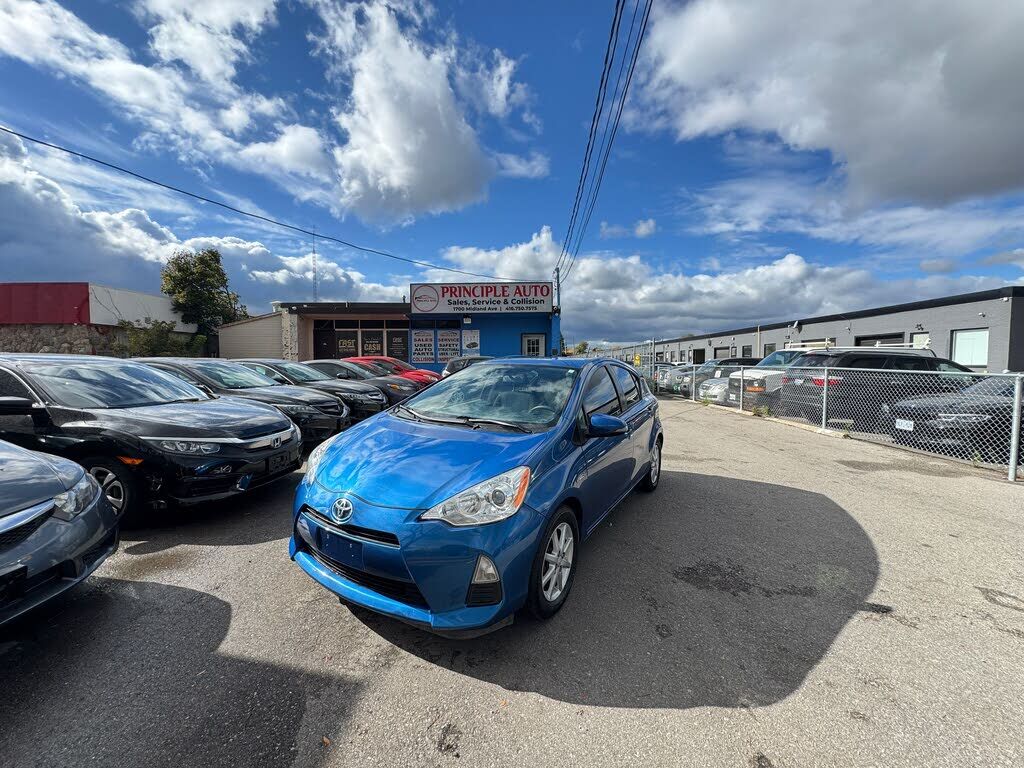 Toyota Prius C