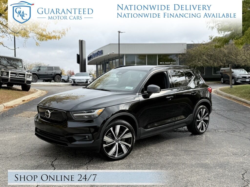 2021 VOLVO XC40