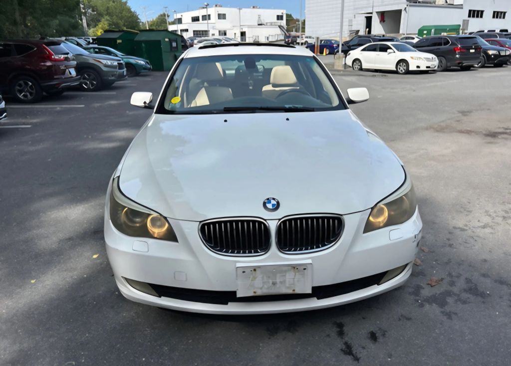 BMW 528i