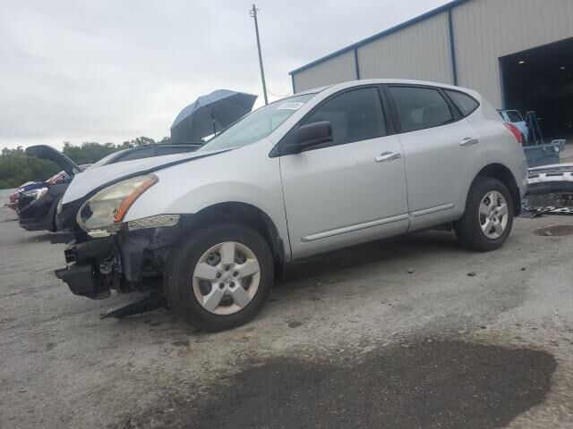 Nissan Rogue Select