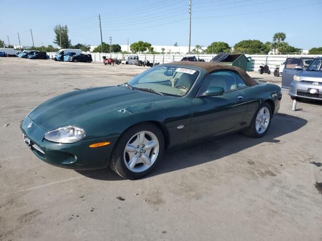 Jaguar XK8