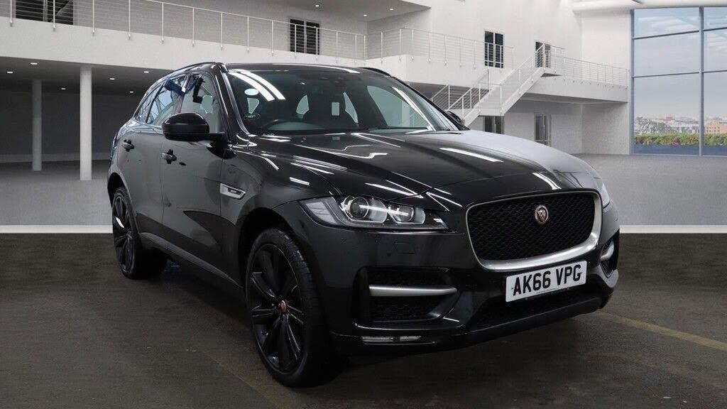 Jaguar F-Pace