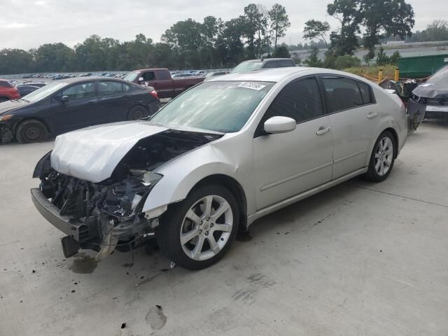Nissan Maxima