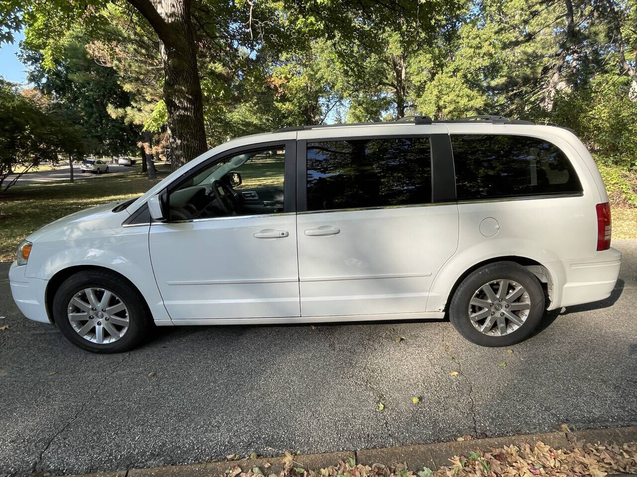 2008 CHRYSLER Town and Country