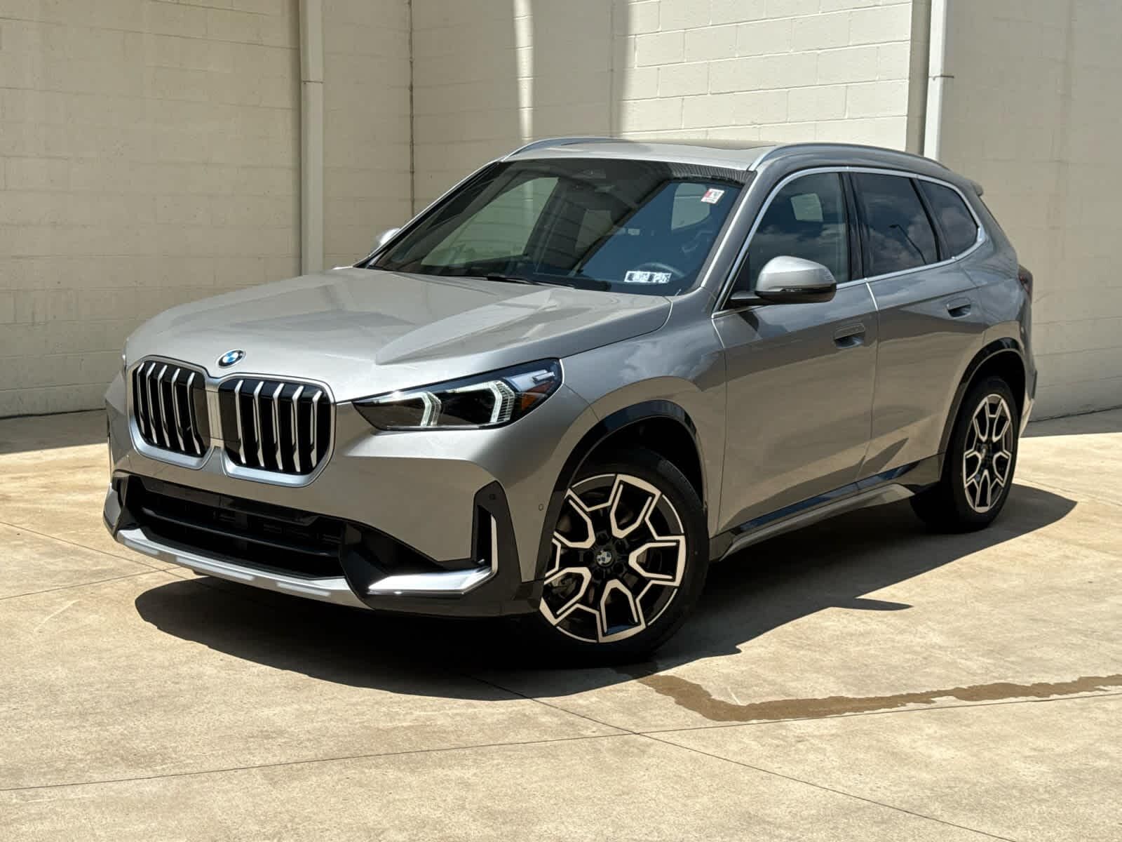 2025 BMW X1