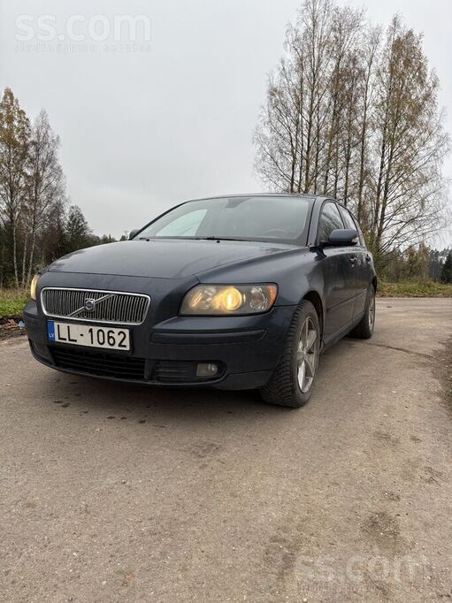 Volvo V50