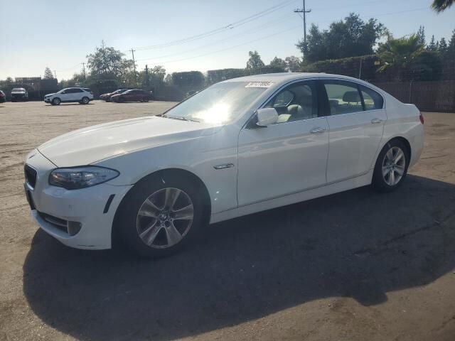 BMW 528i