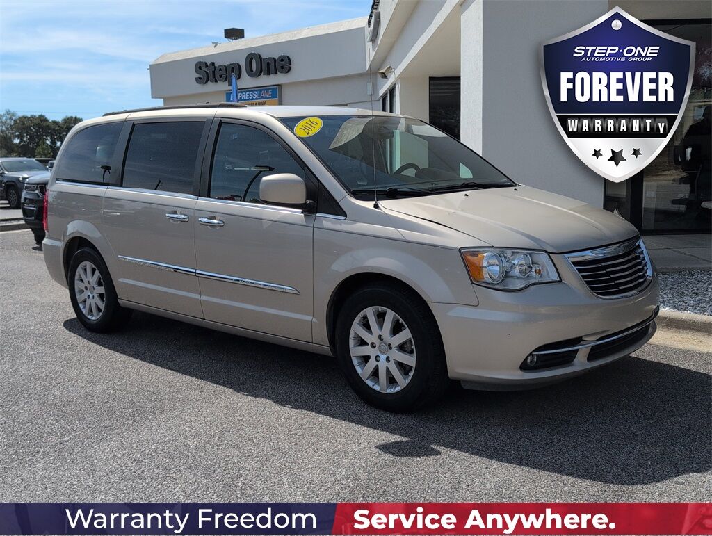 Chrysler Town and Country