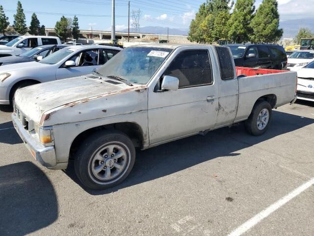 Nissan Pickup