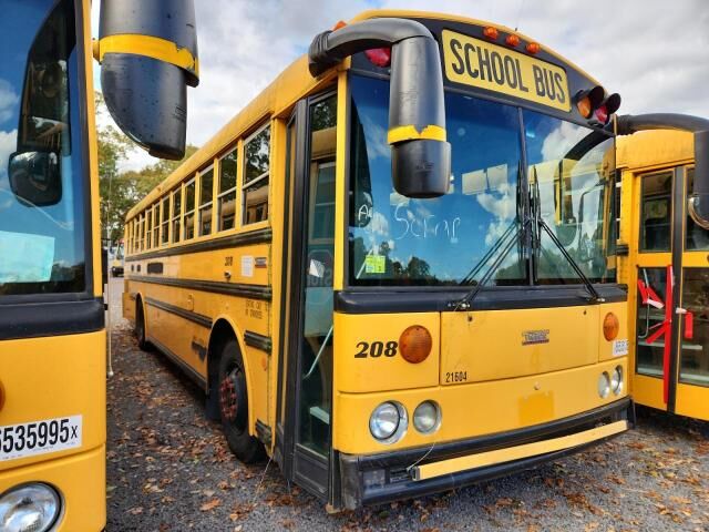 2012 THOMAS BUILT HDX