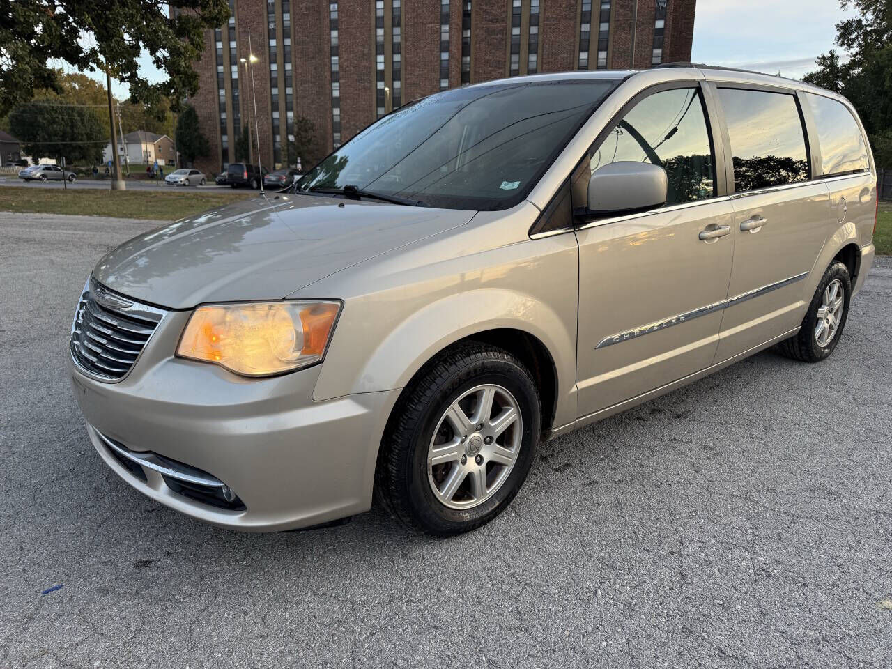 Chrysler Town and Country
