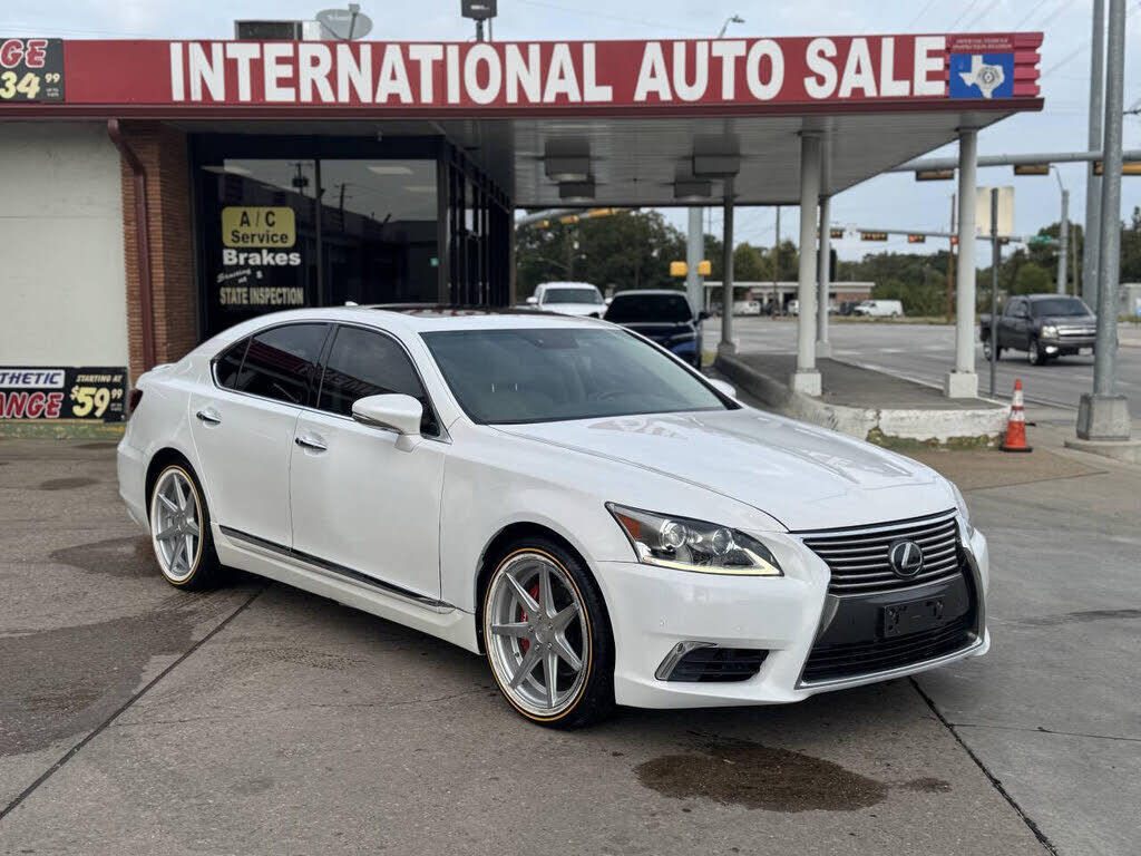 2017 LEXUS LS