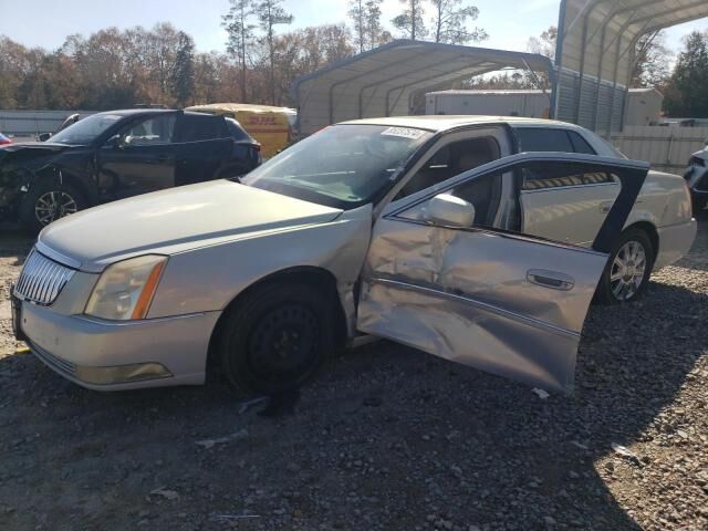 Cadillac DTS