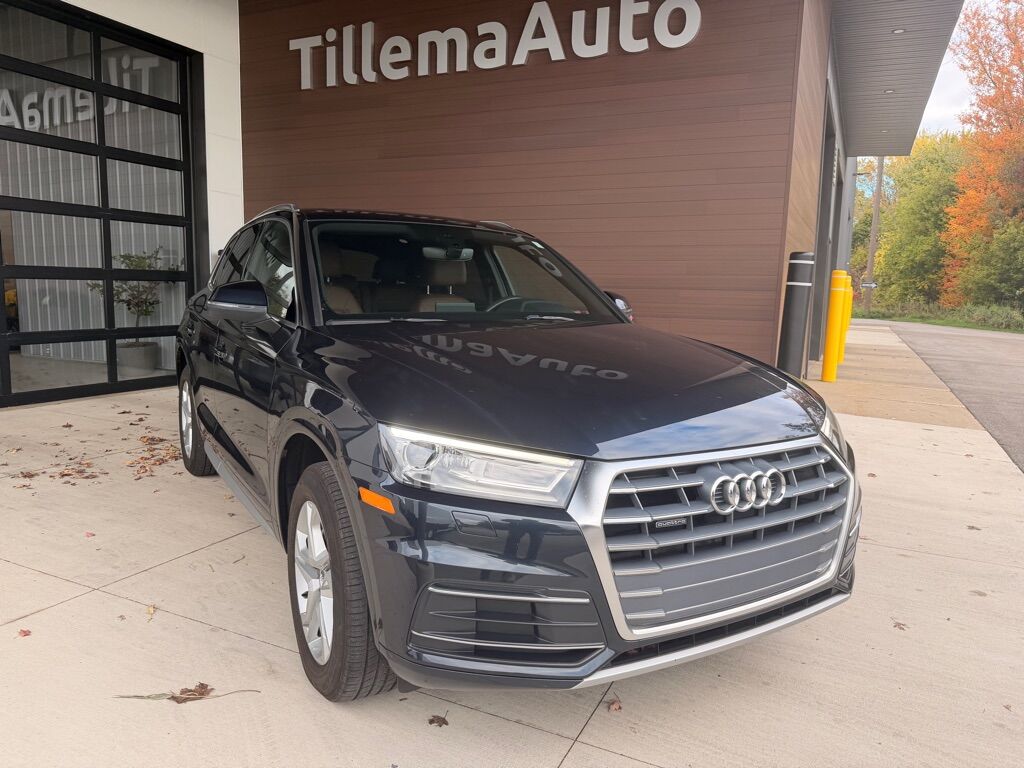 2019 AUDI Q5