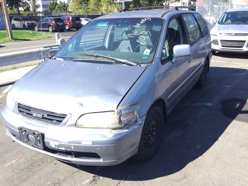 Isuzu Oasis