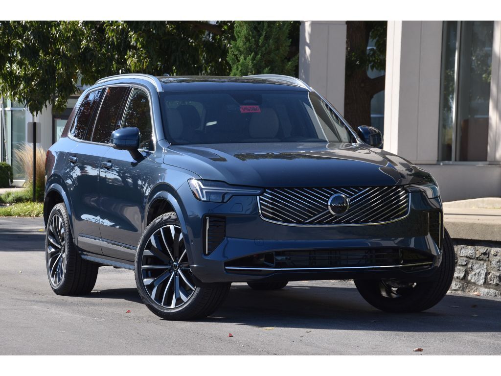 2026 VOLVO XC90