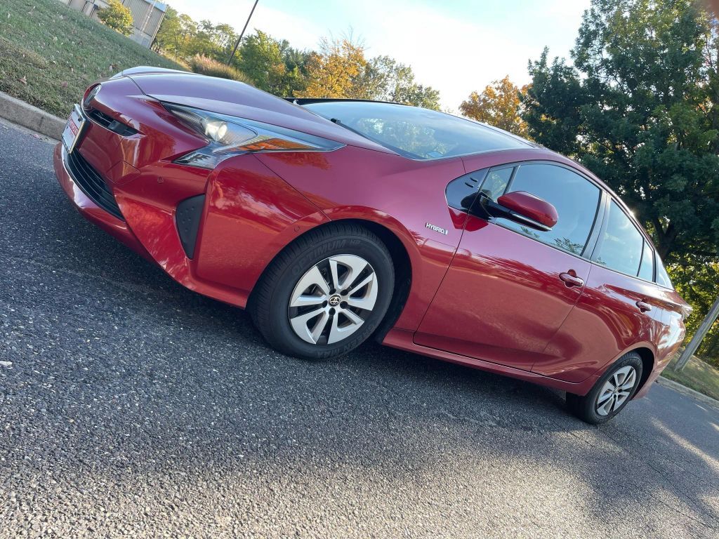 2018 TOYOTA PRIUS