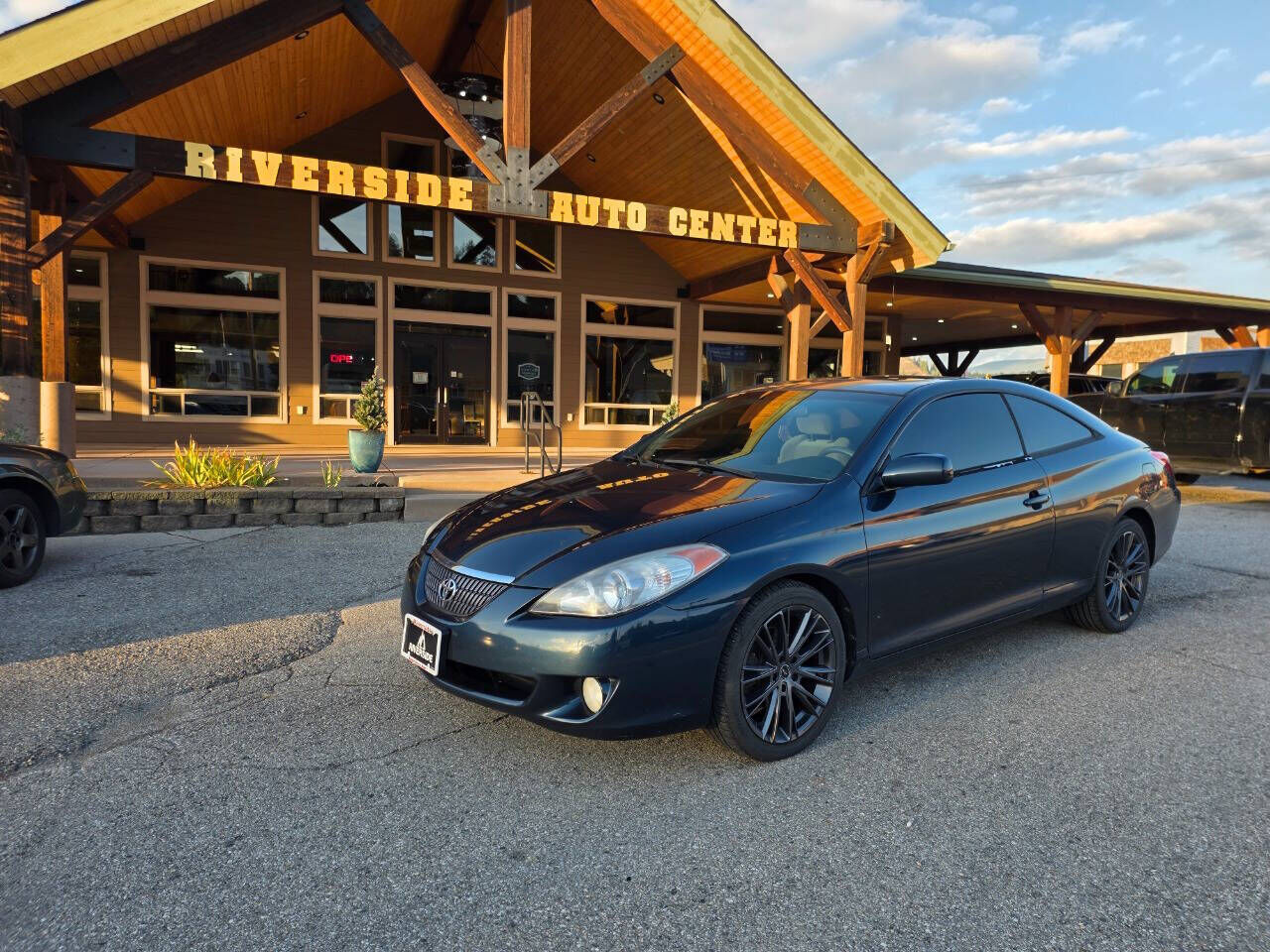 2004 TOYOTA Camry Solara