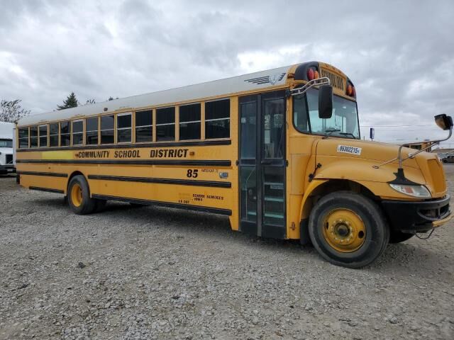 2013 IC BUS PB105