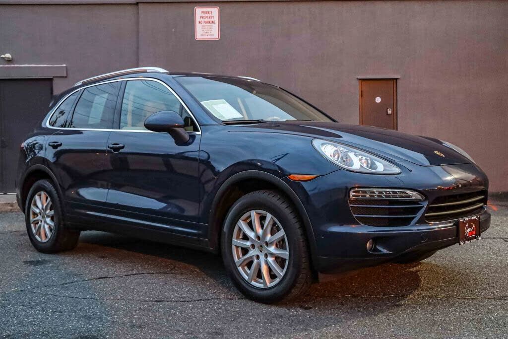 2012 PORSCHE Cayenne
