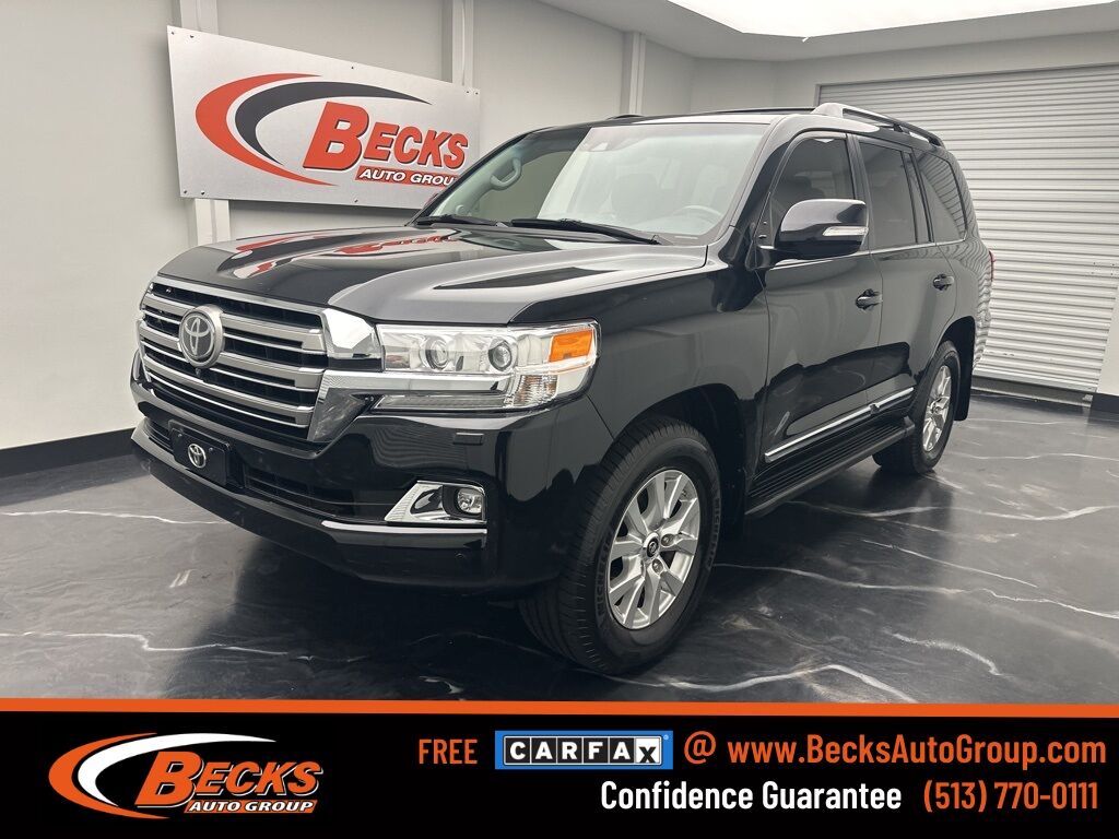 2016 TOYOTA Land Cruiser