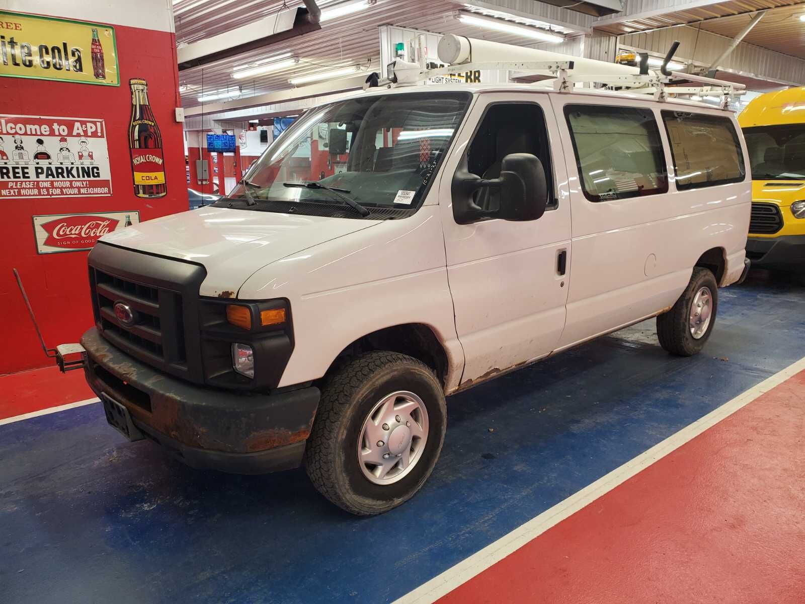Ford E-350